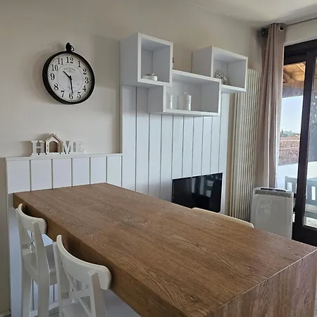 Viky's Apartment-by Goccia Di Padenghe sul Garda