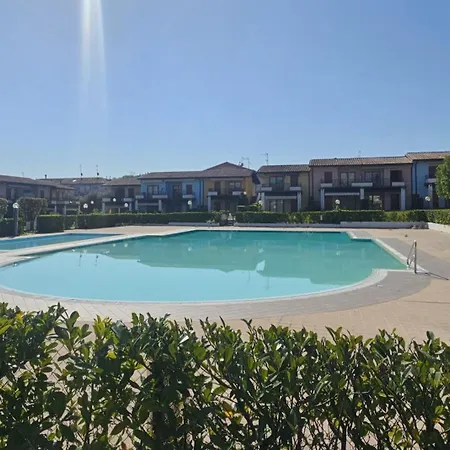 Viky's Apartment-by Goccia Di Διαμέρισμα Padenghe sul Garda