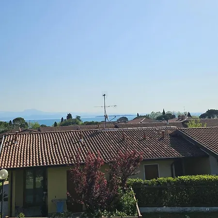 Viky's Apartment-by Goccia Di *