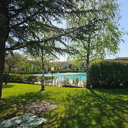 Viky's Apartment-by Goccia Di Διαμέρισμα Padenghe sul Garda