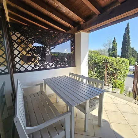 Διαμέρισμα Viky's Apartment-by Goccia Di Padenghe sul Garda